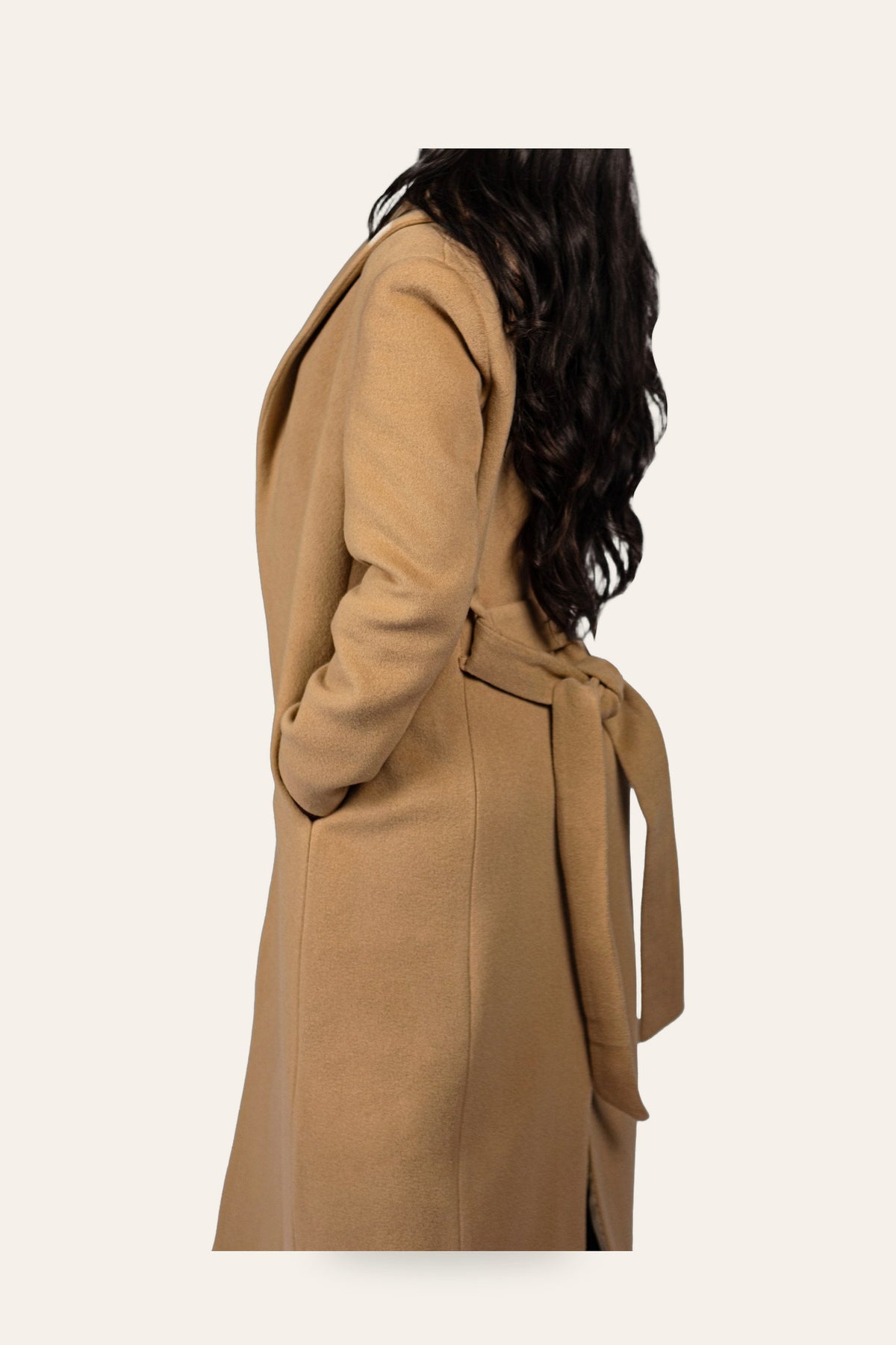 DAÉIN FW26 belted camel coat, women's — belt detail